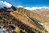 Marocco meridionale - La strada per il passo del Tizi n'Test (2092 m), in viaggio verso Marrakech 